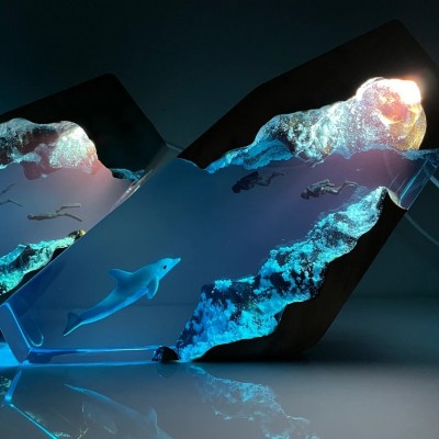 Delphin und Paar Taucher Harz Nacht Licht blau Ozean Miniatur